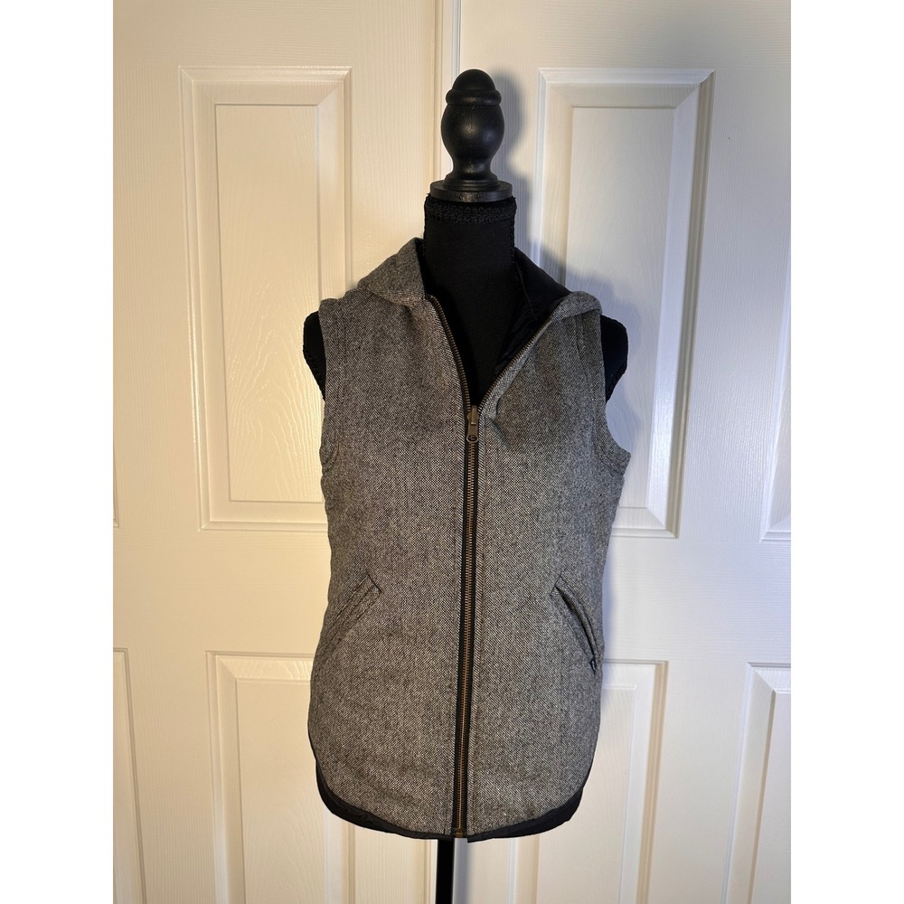 Prana Hooded Vest Gray Herringbone Embroidered Back Quilted Lining Women Small